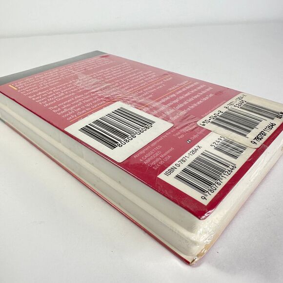 Cry of the Halidon by Robert Ludlum Audio Book 4 Cassette Tapes New Sealed - Picture 5 of 5